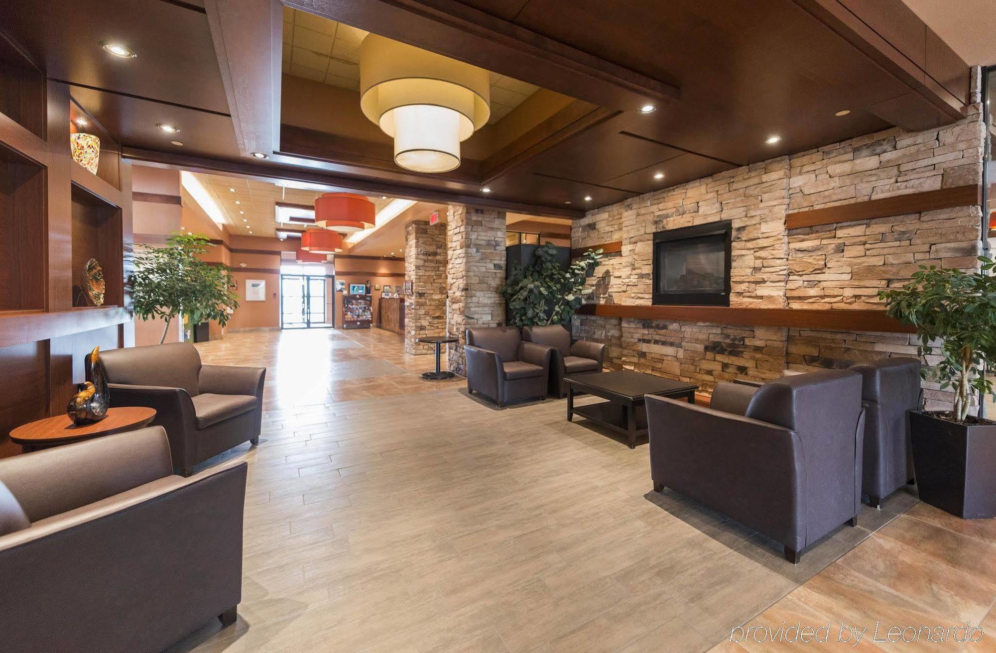 לוויס Quality Inn & Suites מראה חיצוני תמונה